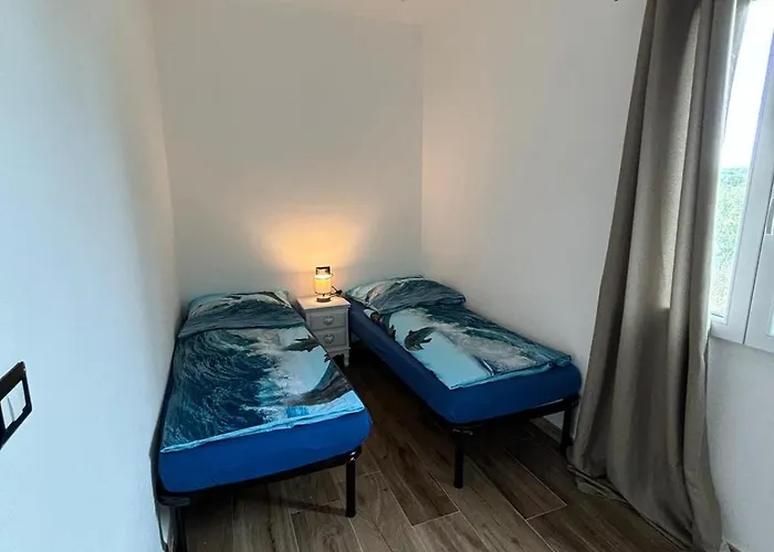 Casa Tonzi