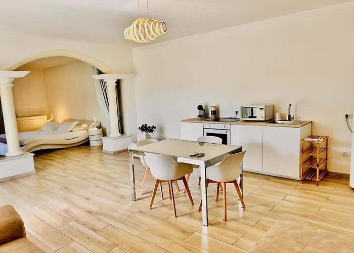 Guest House - La Bella Vita